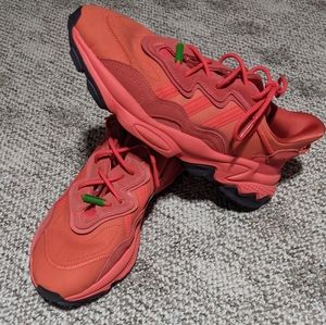 Adidas Osweego Size 11 Hi-Res Red
